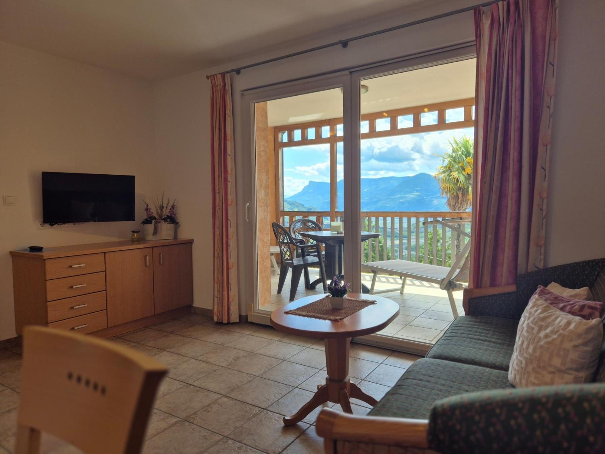 Appartementhaus Am Waalweg Rifiano Esterno foto