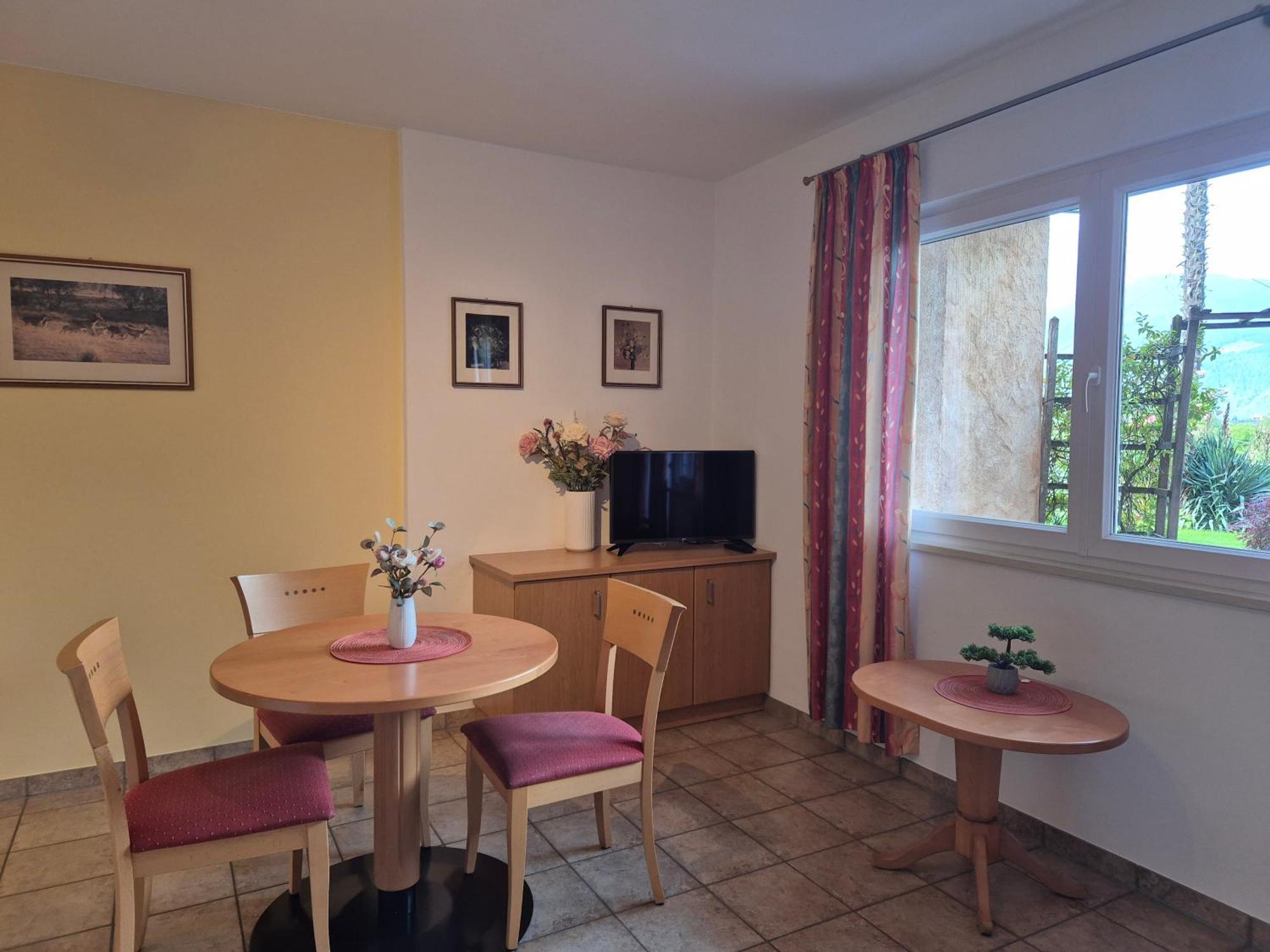 Appartementhaus Am Waalweg Rifiano Esterno foto